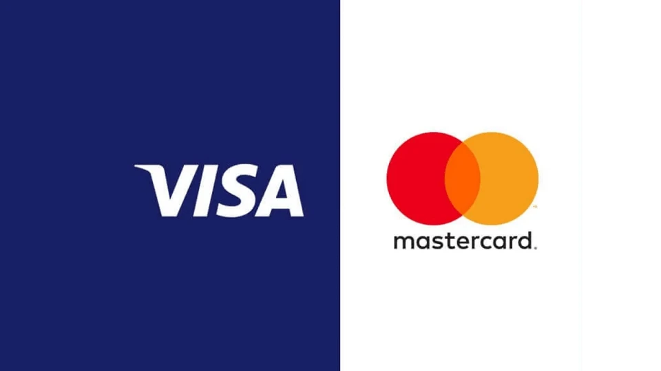 Platba kartami Visa a Mastercard